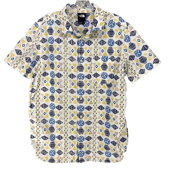 🤍 The North Face White Geometric SS Button Down L - Picture 1 of 10